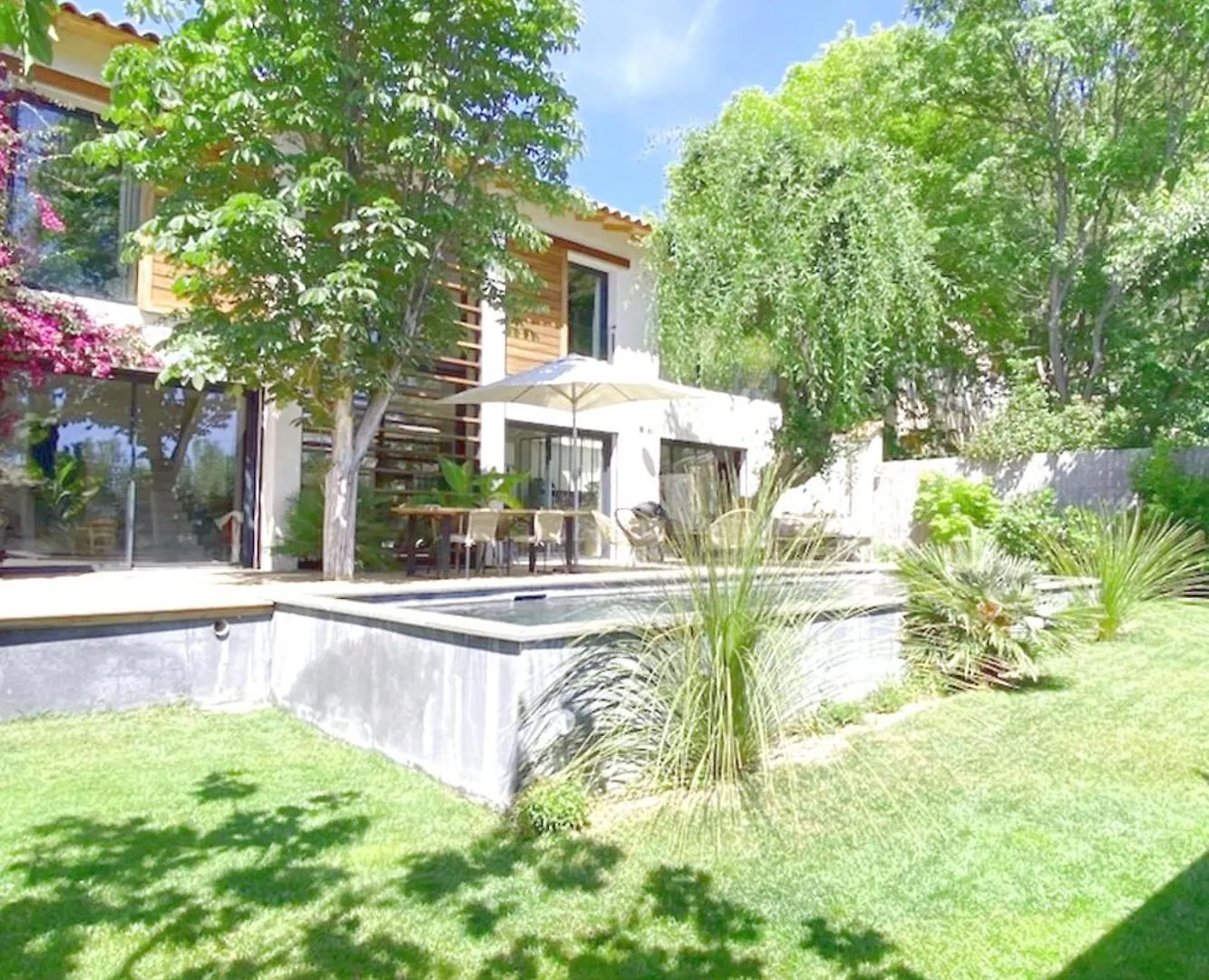 Дом отдыха Вилла Beautiful House Pool Экс-ан-Прованс